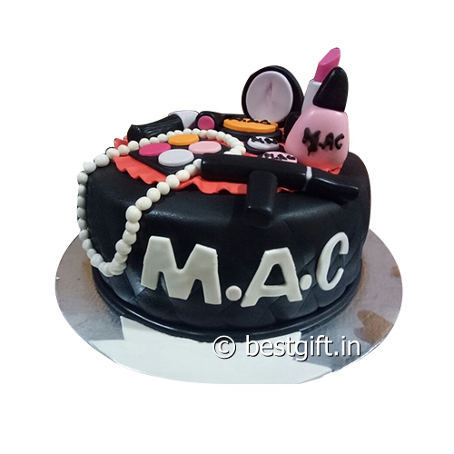 Black Forest Cake | Online delivery | Milk Bar | Aligarh - bestgift.in